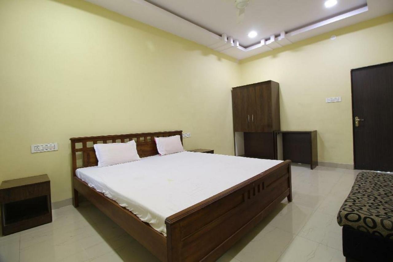 Hotel Prakrathi Residency Bangalore Exterior foto