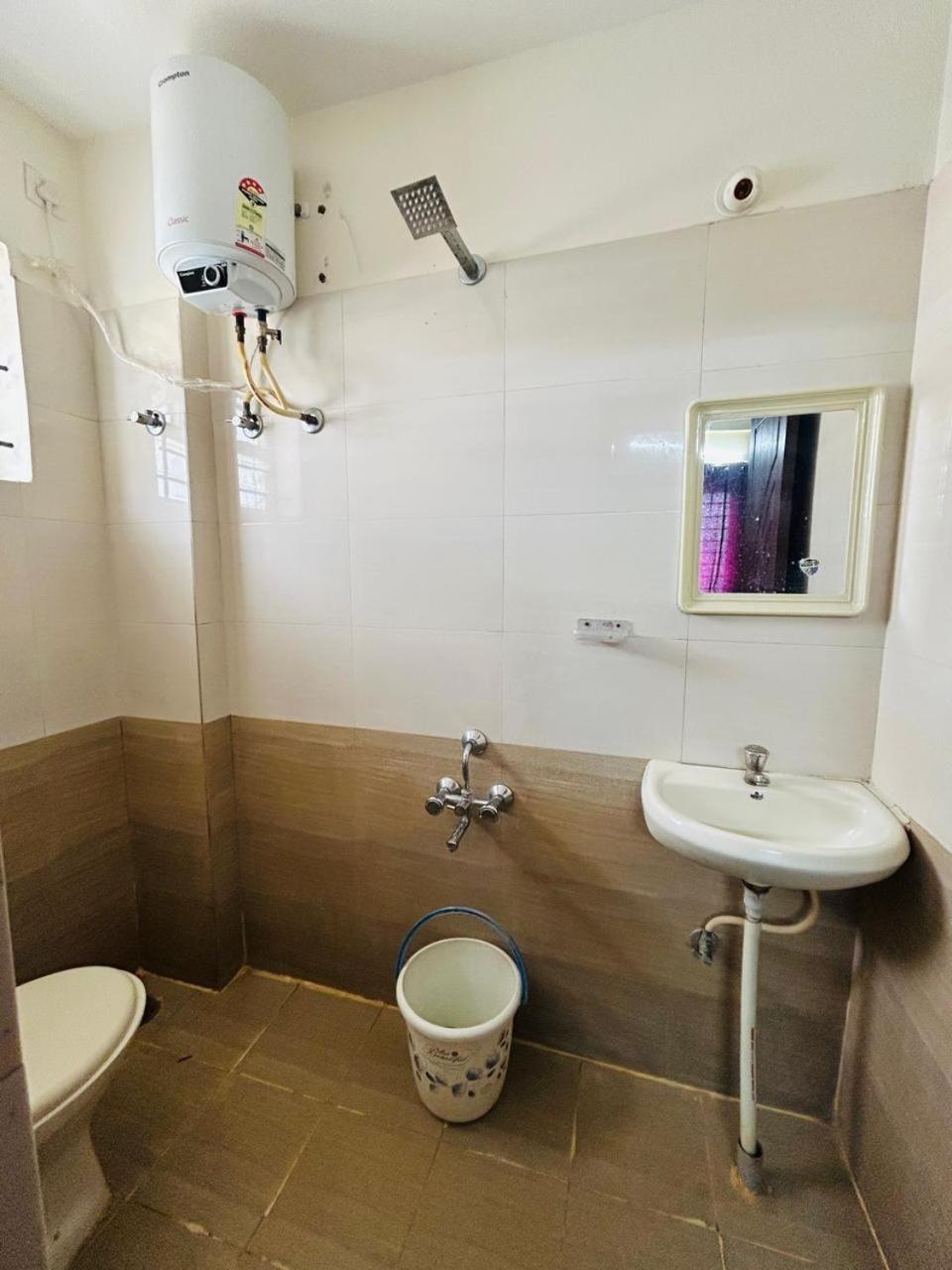 Hotel Prakrathi Residency Bangalore Exterior foto